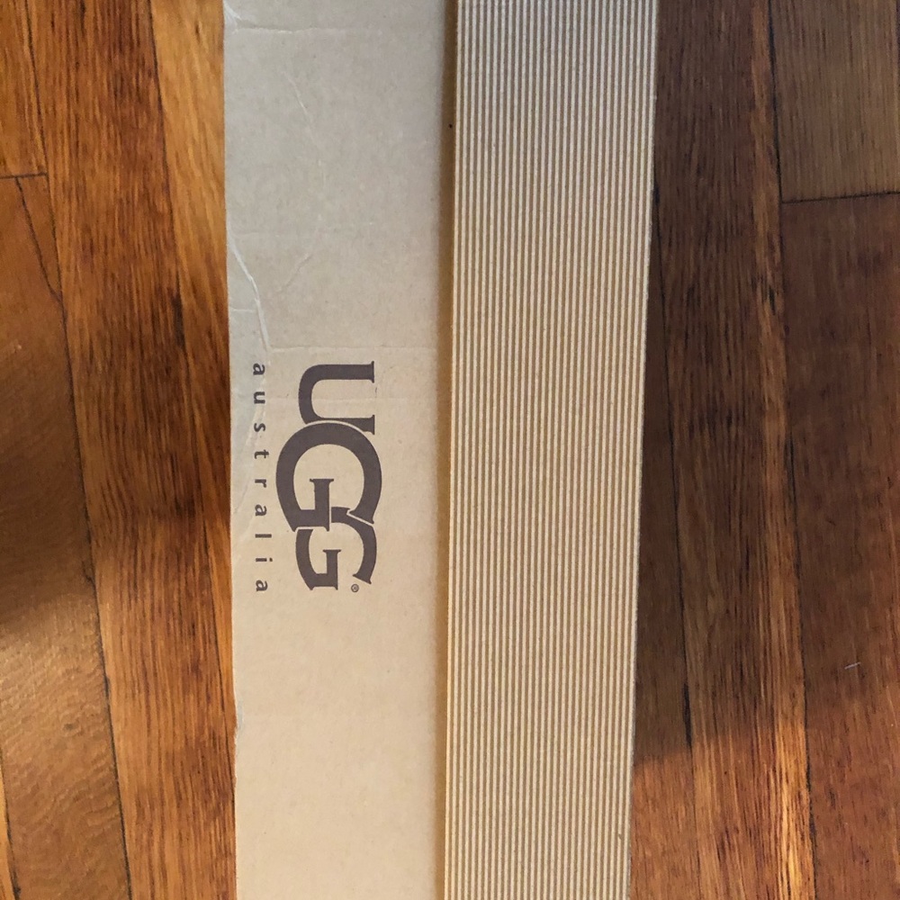 Brand new UGG sleepers